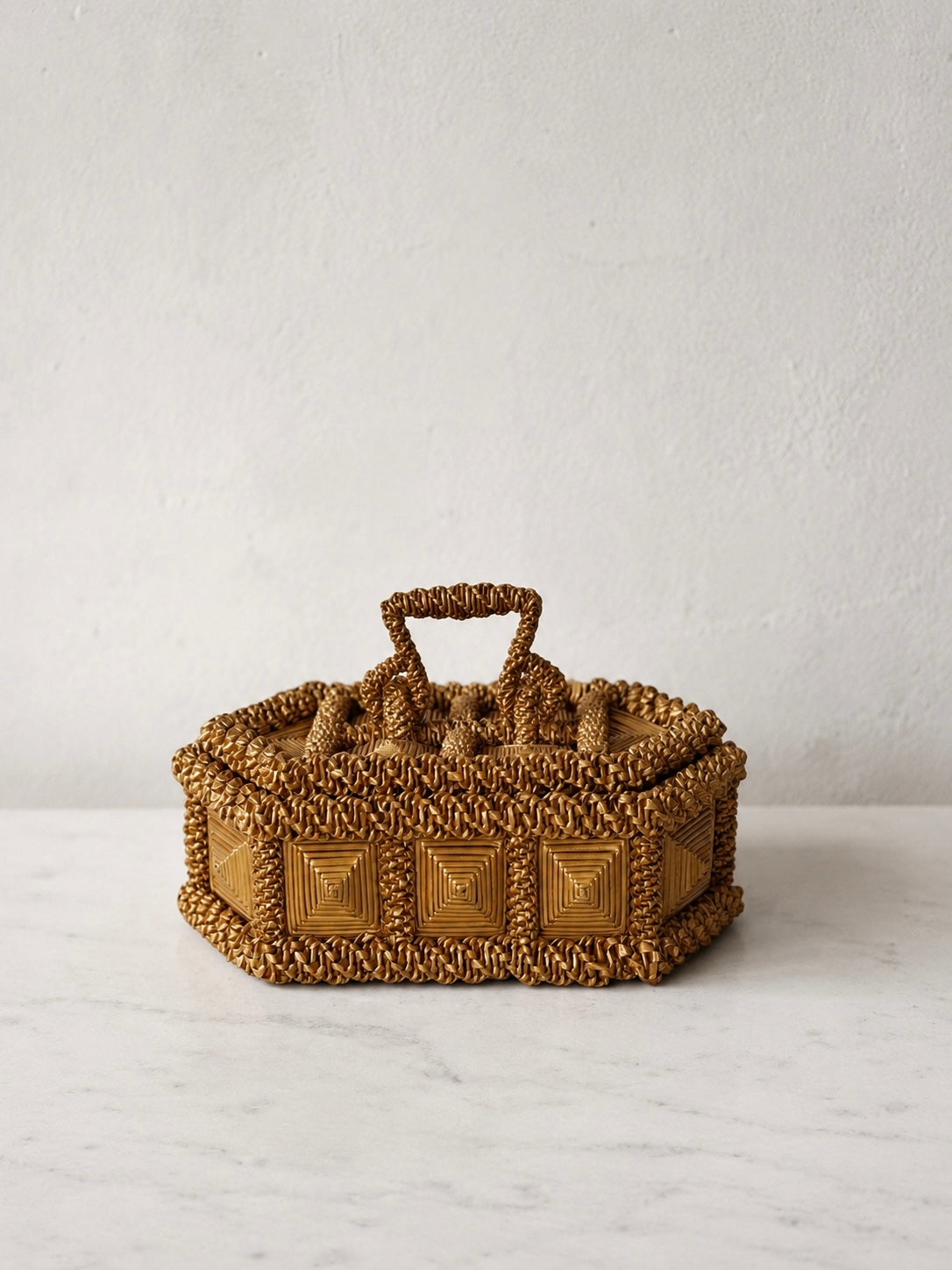 French straw marquetry box with geometric woven decoration and fitted lid