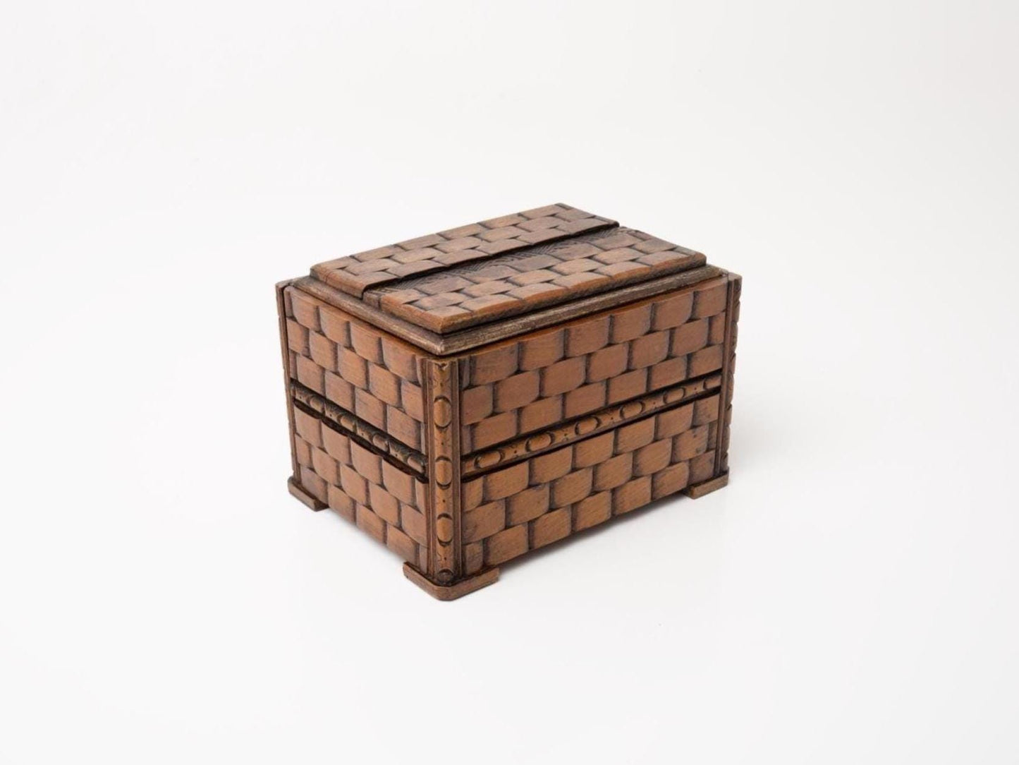 Vintage Woven Pattern Wooden Trinket Box | Hand-Carved Keepsake Storage
