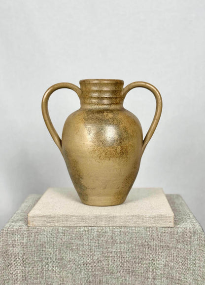 Hillstonia Amphora Vase